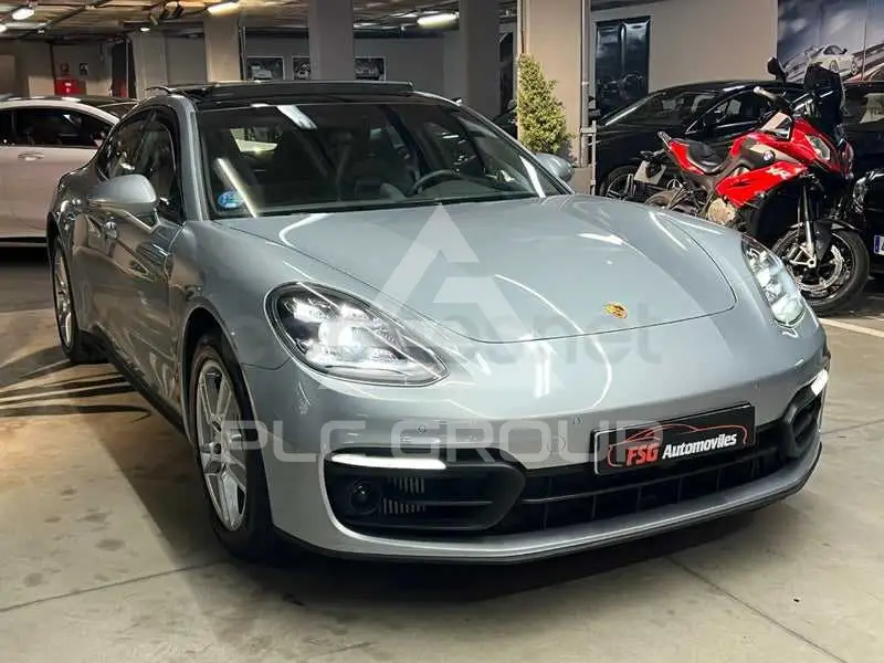 2021 Porsche Panamera