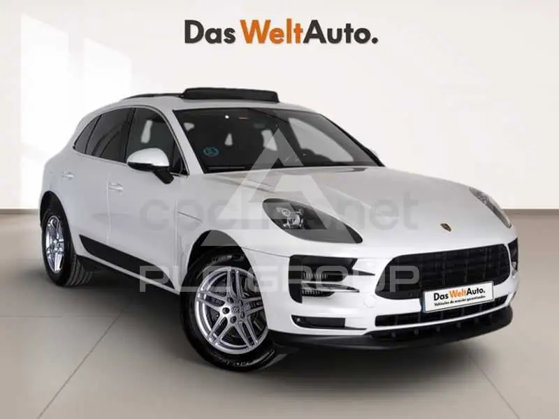 2021 Porsche MACAN