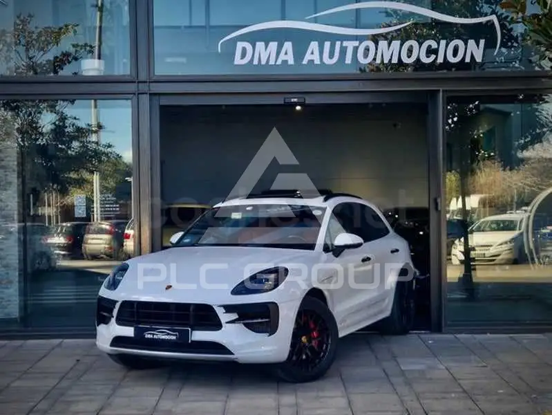 2021 Porsche MACAN