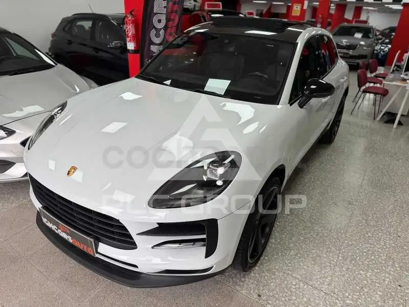 2021 Porsche MACAN