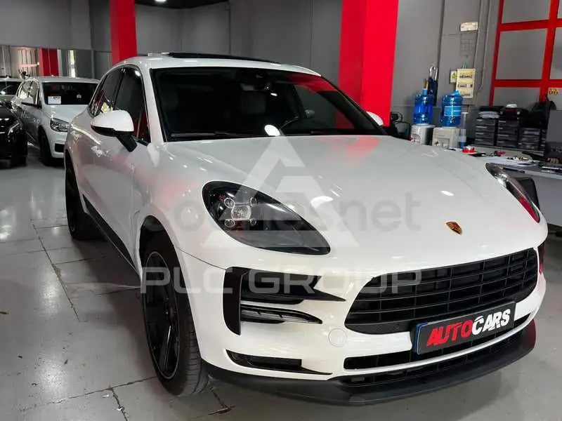2021 Porsche MACAN