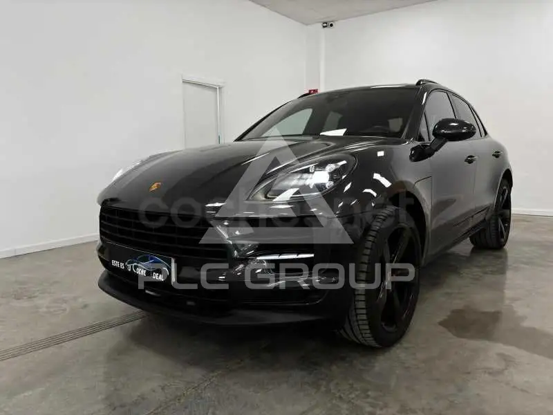 2021 Porsche MACAN
