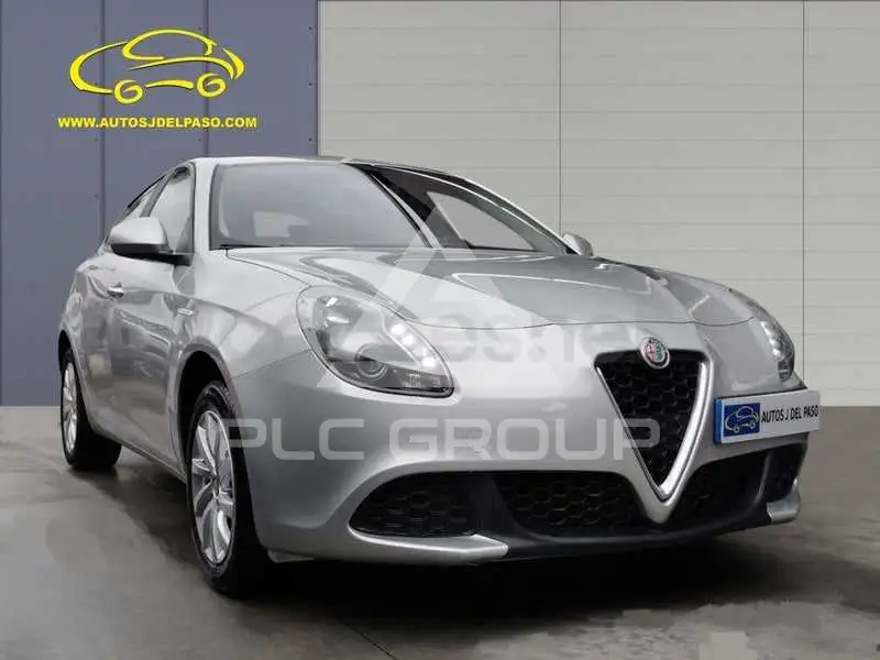 2021 Alfa Romeo Giulia