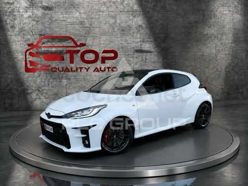 2021 Toyota YARIS