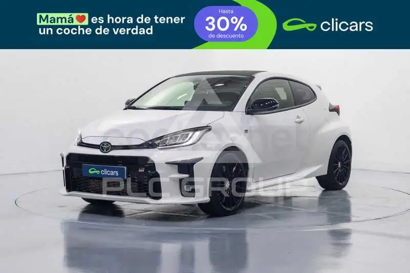 2021 Toyota YARIS