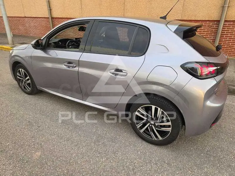 2021 Peugeot 208