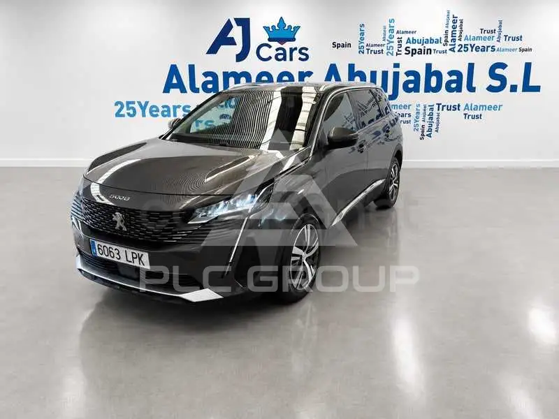 2021 Peugeot 5008