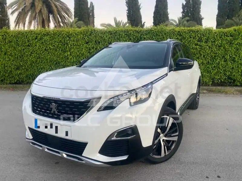 2021 Peugeot 5008