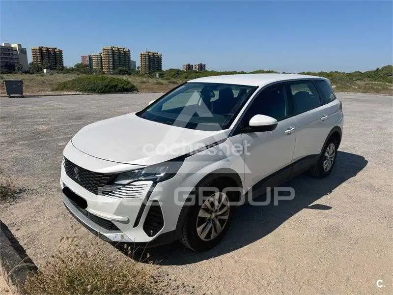 2021 Peugeot 5008