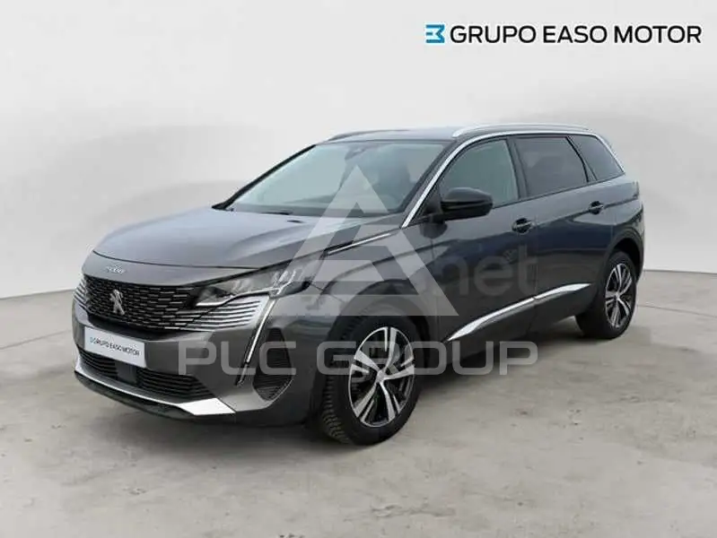 2021 Peugeot 5008