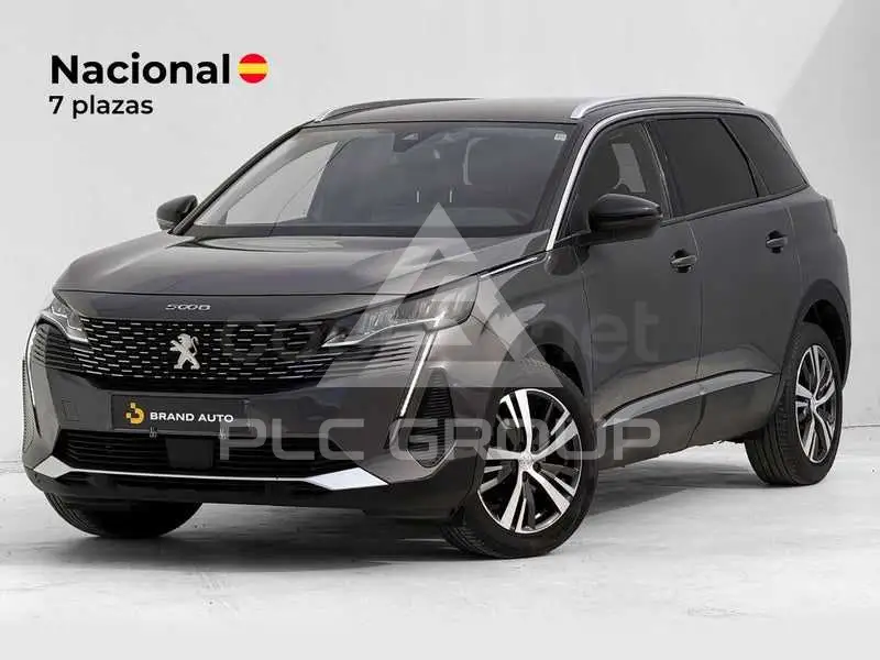 2021 Peugeot 5008