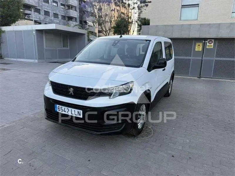 2021 Peugeot Rifter