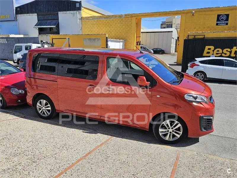 2021 Peugeot Traveller