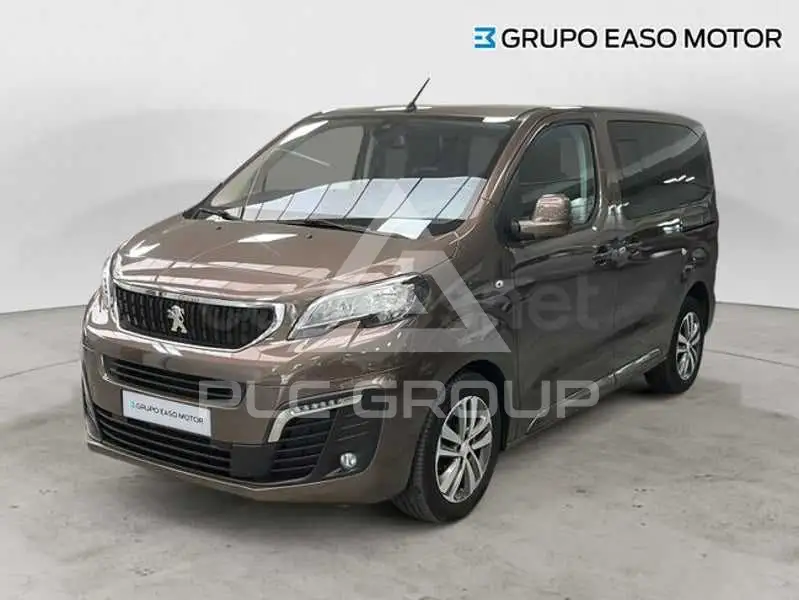 2021 Peugeot Traveller