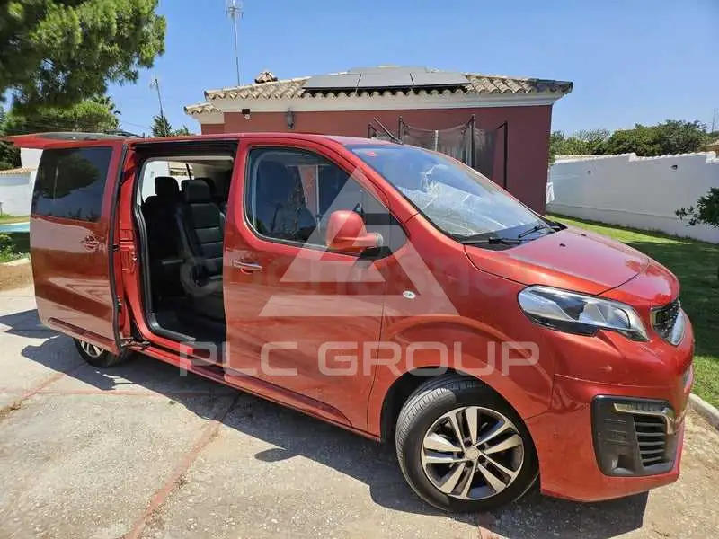 2021 Peugeot Traveller