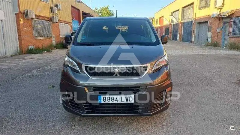 2021 Peugeot Traveller