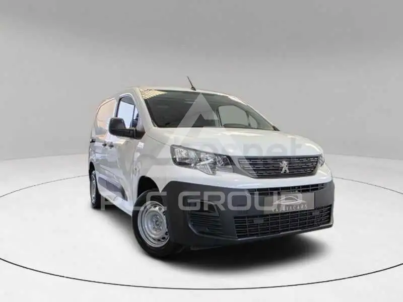 2021 Peugeot Partner