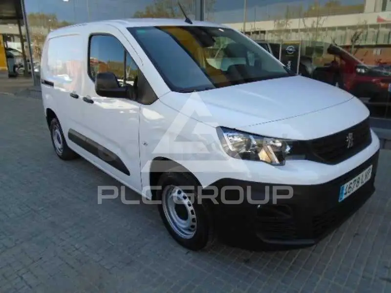 2021 Peugeot Partner
