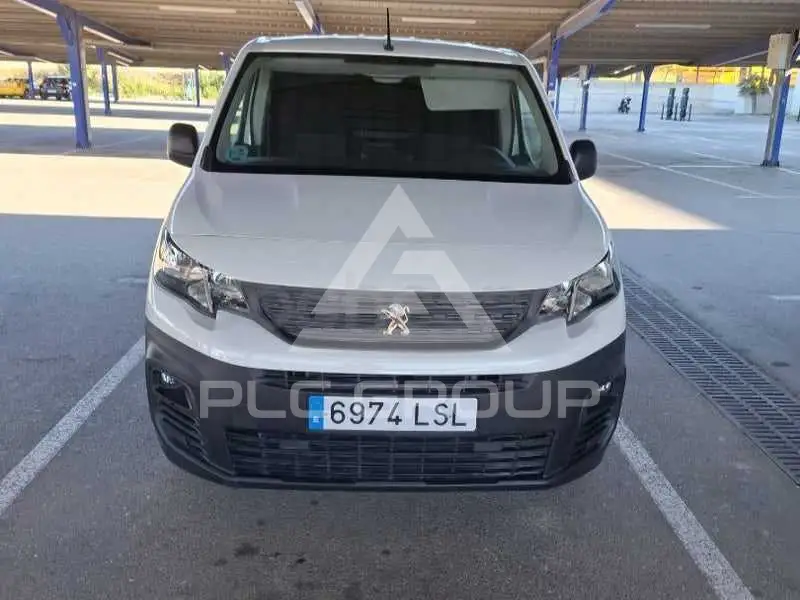 2021 Peugeot Partner