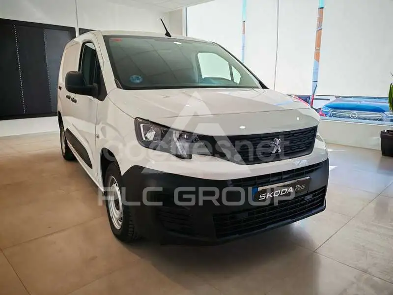 2021 Peugeot Partner