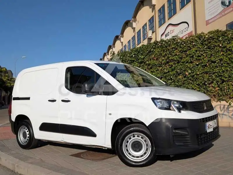2021 Peugeot Partner