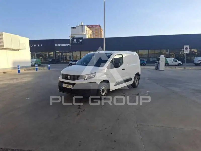 2021 Peugeot Partner