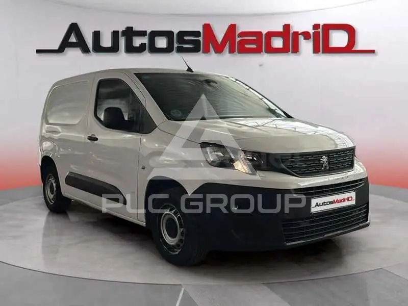 2021 Peugeot Partner
