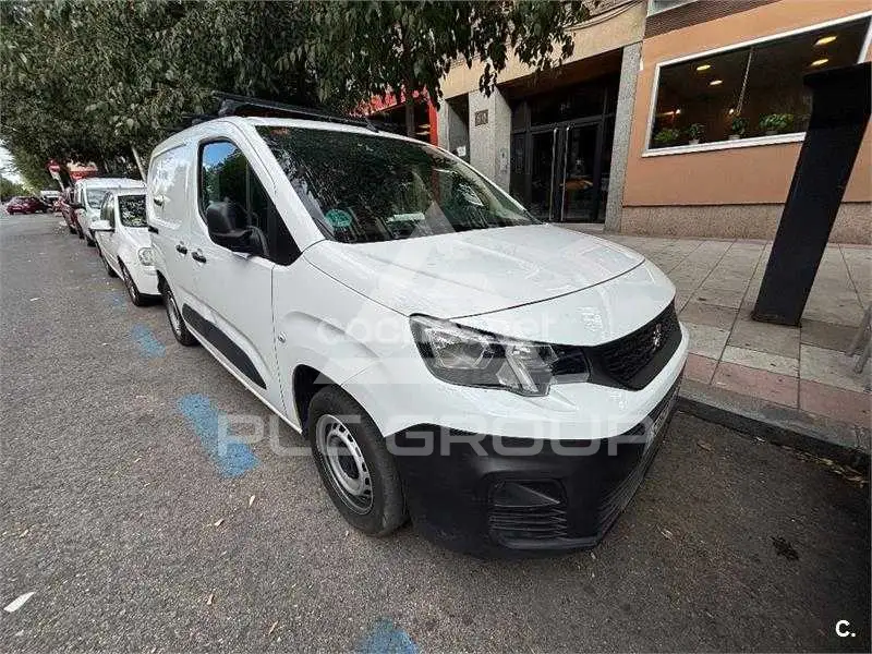 2021 Peugeot Partner