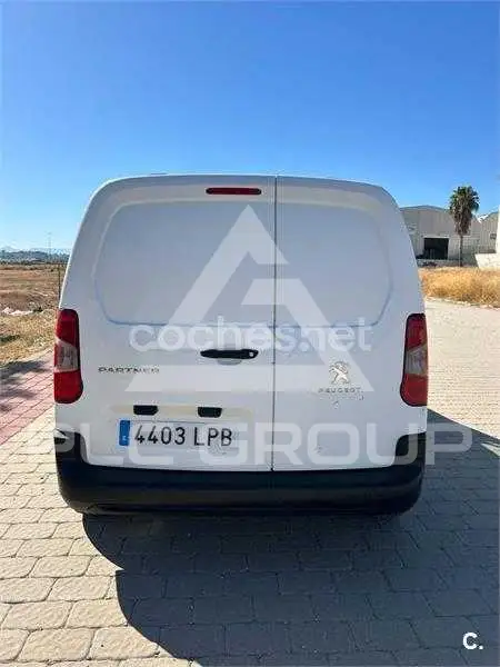 2021 Peugeot Partner