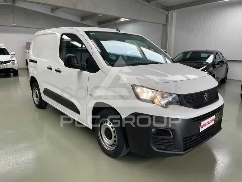 2021 Peugeot Partner