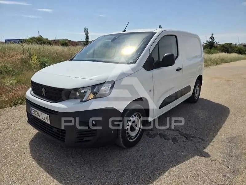 2021 Peugeot Partner