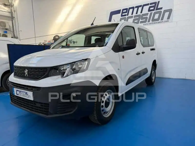 2021 Peugeot Partner