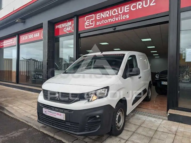 2021 Peugeot Partner