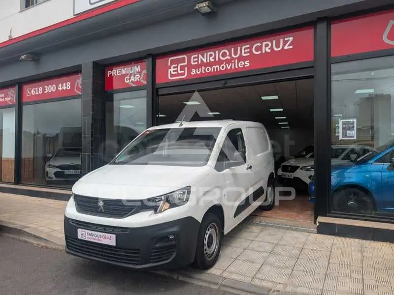 2021 Peugeot Partner