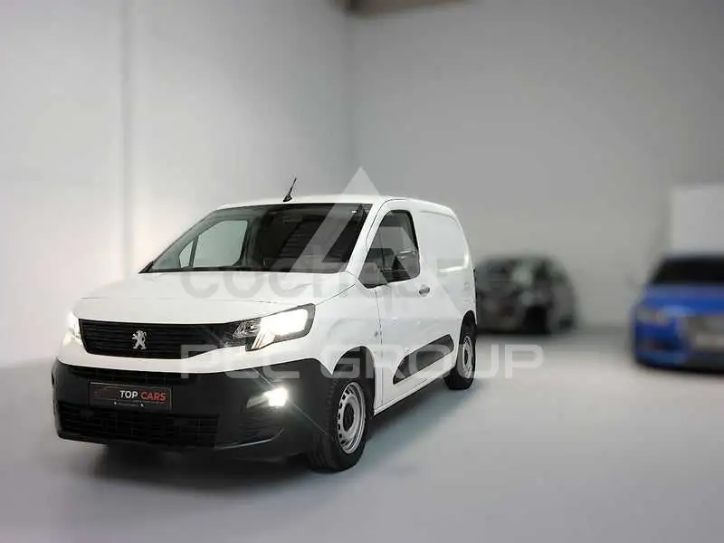 2021 Peugeot Partner
