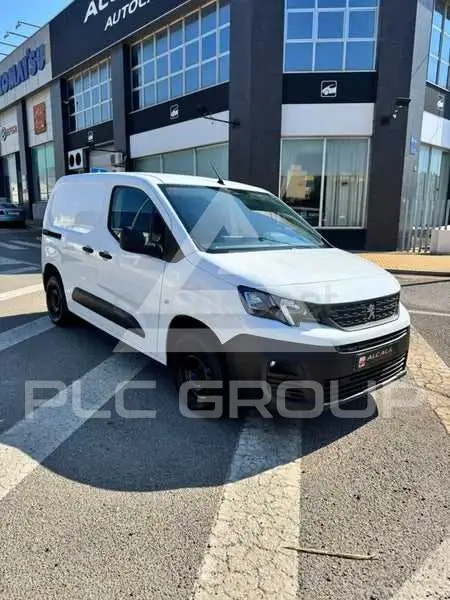 2021 Peugeot Partner