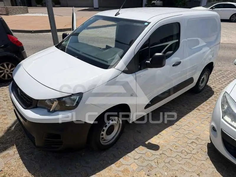 2021 Peugeot Partner