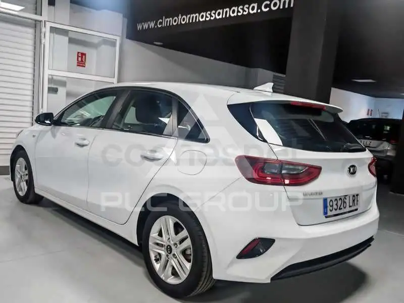 2021 KIA Ceed