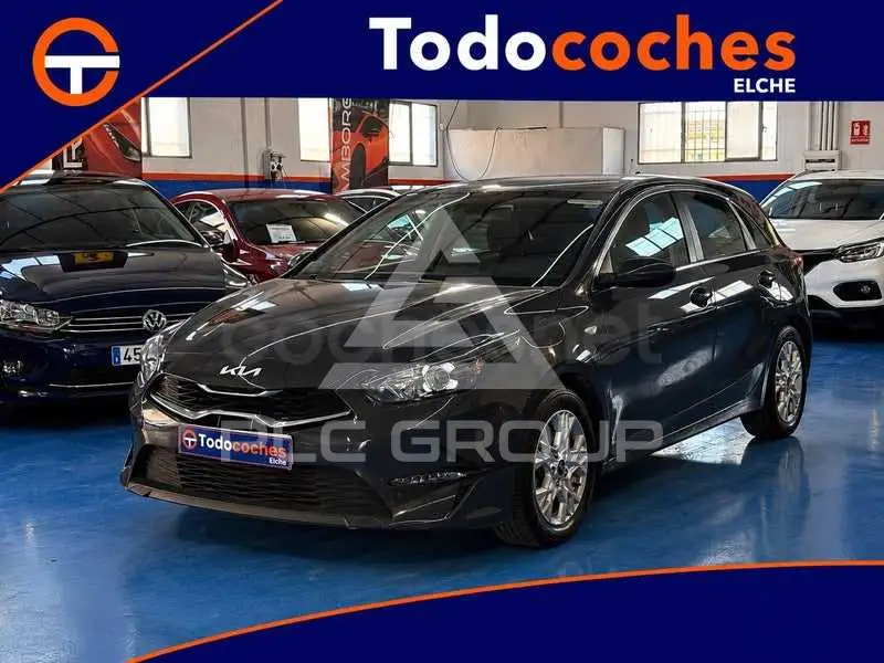 2021 KIA Ceed
