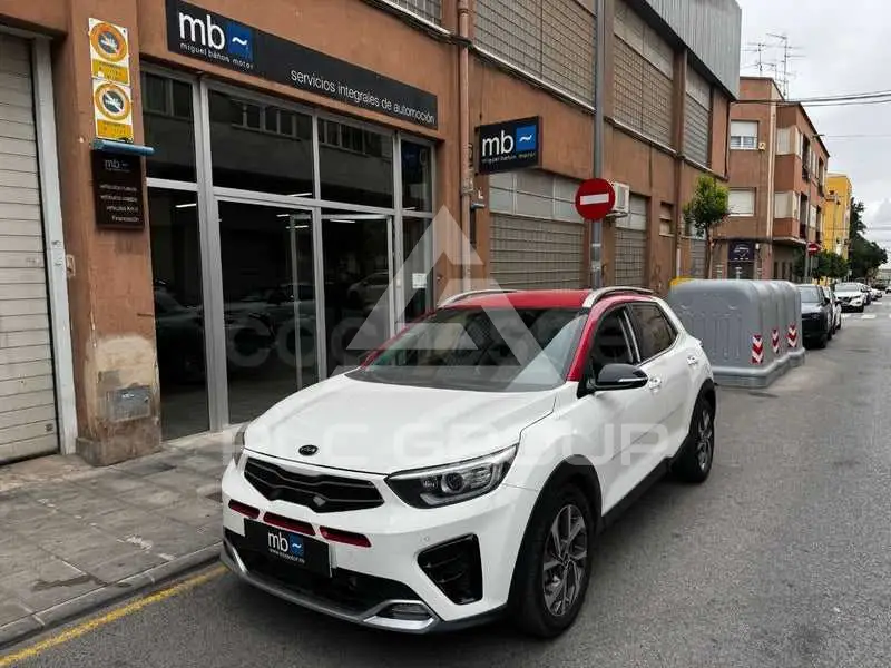 2021 KIA Stonic