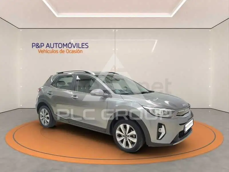 2021 KIA Stonic