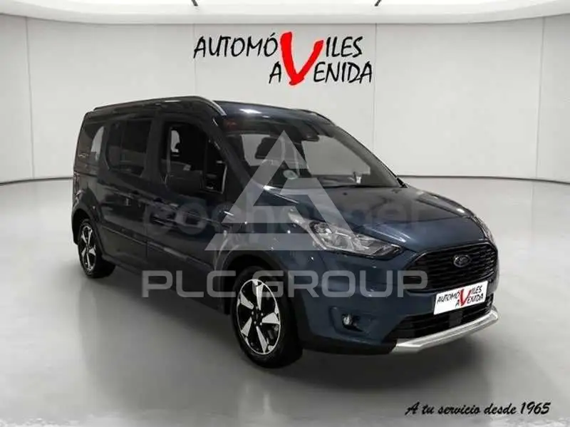 2021 Ford Tourneo