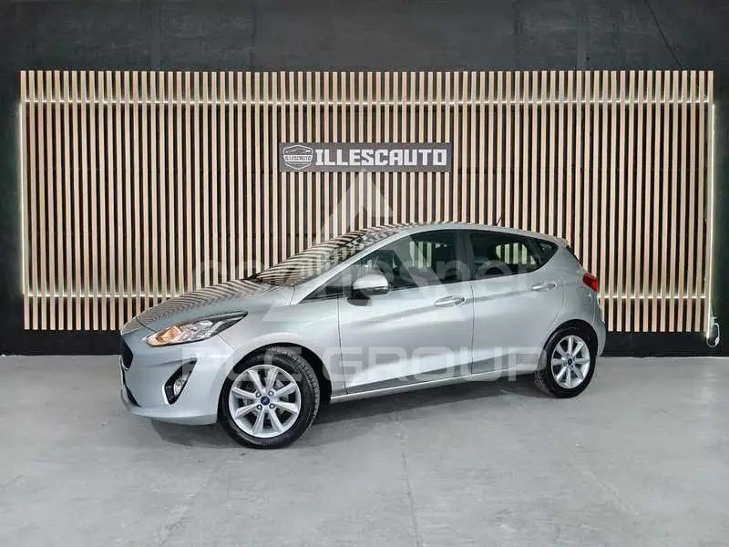 2021 Ford FIESTA