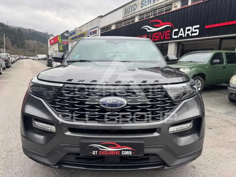 2021 Ford EXPLORER