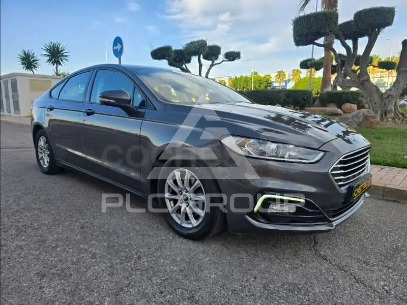 2021 Ford Mondeo