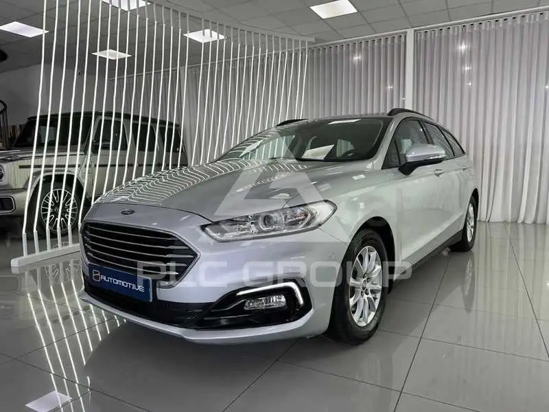 2021 Ford Mondeo