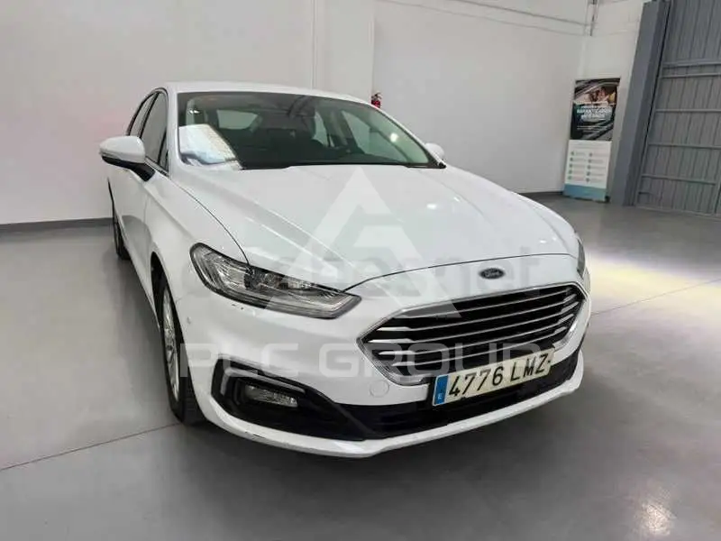 2021 Ford Mondeo