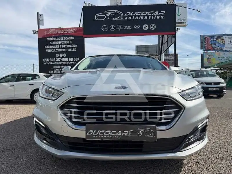 2021 Ford Mondeo
