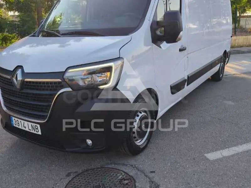 2021 Renault Master