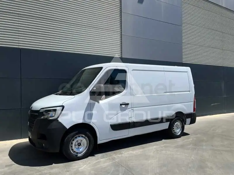 2021 Renault Master